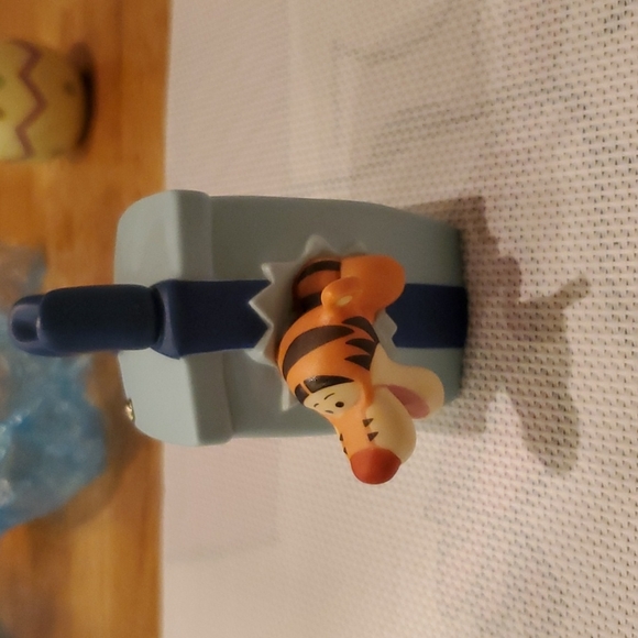 Pooh & Friends by Disney - Picture 4 of 5